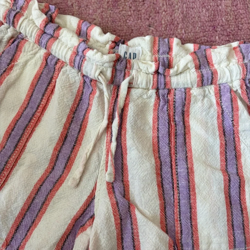 NWOT GAP Kids 4-5 Cream Striped Drawstring Waist Shorts